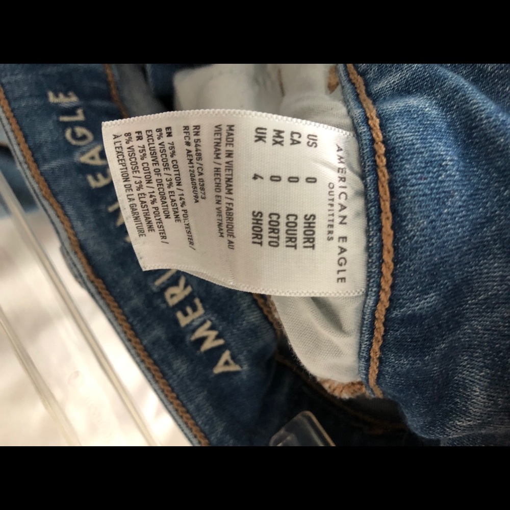 Jeans - Picture 2 of 4
